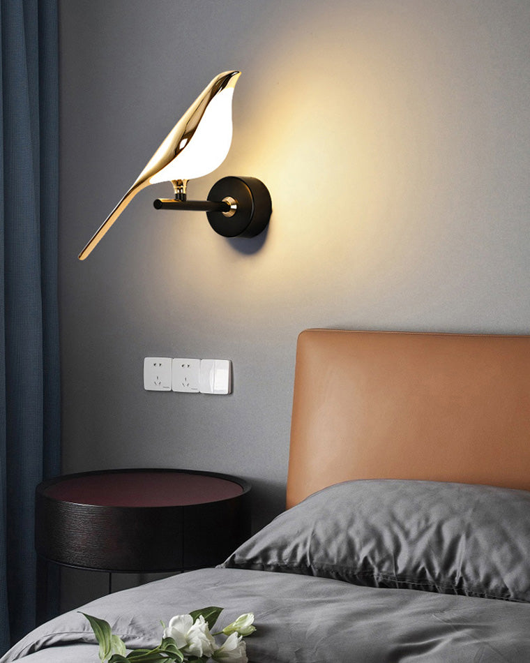 Elegant Gold Bird Wall Lamp