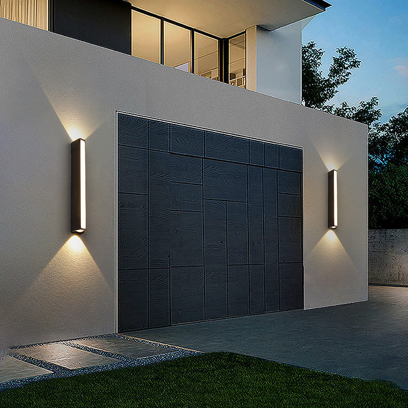 Lumedo Waterproof Outdoor Wall Lamp