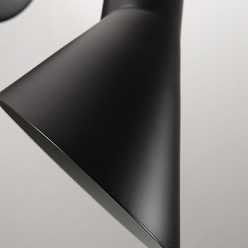 Minimalist Adjustable Wall Lamp