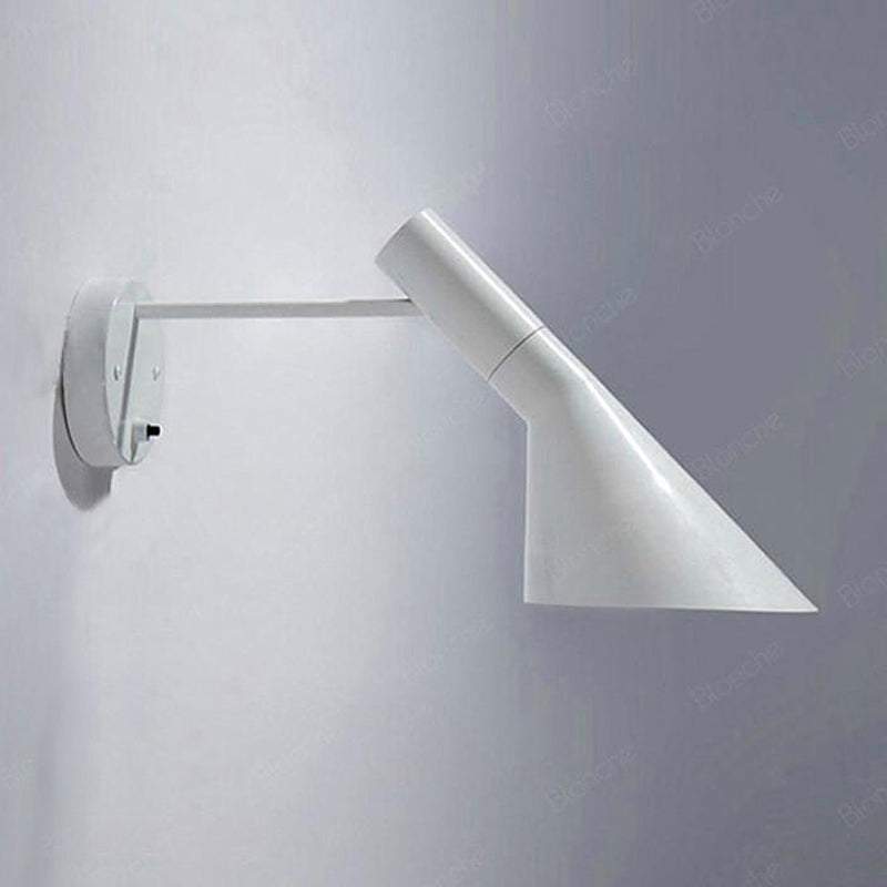Minimalist Adjustable Wall Lamp